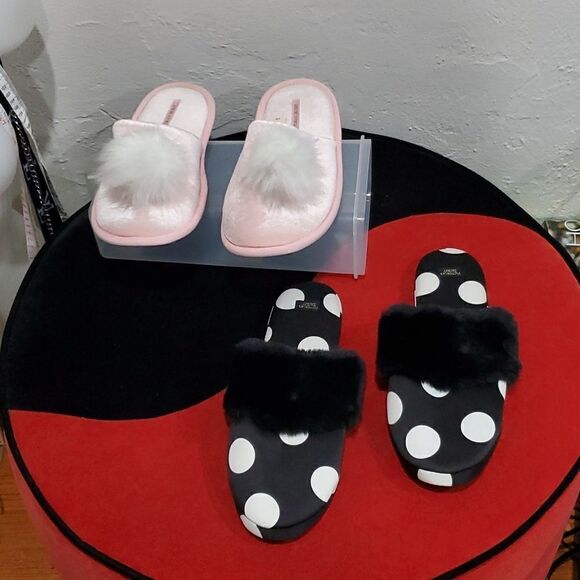 2 Pairs New Victoria's Secret Slippers Size L - Picture 1 of 15